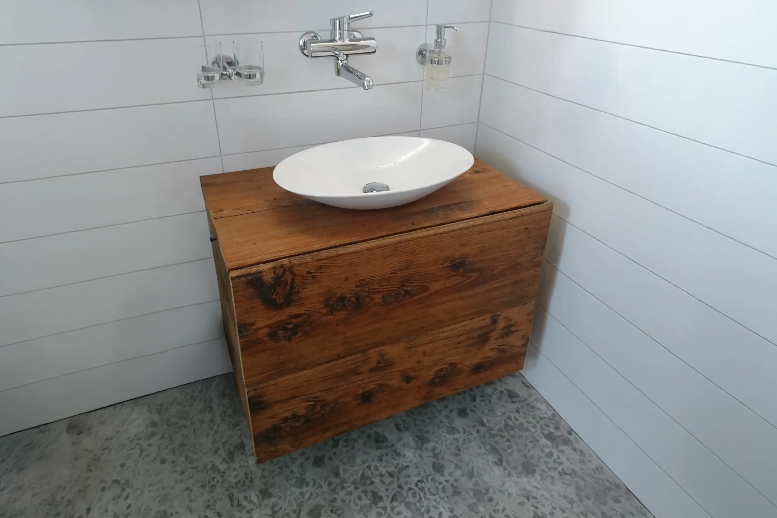 Möbelbau-Badezimmermöbel-Schreiner-Schweiz-Zentralschweiz